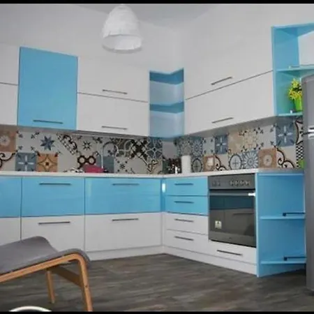 On The Beach. Walking Distance From Amenities Corinth