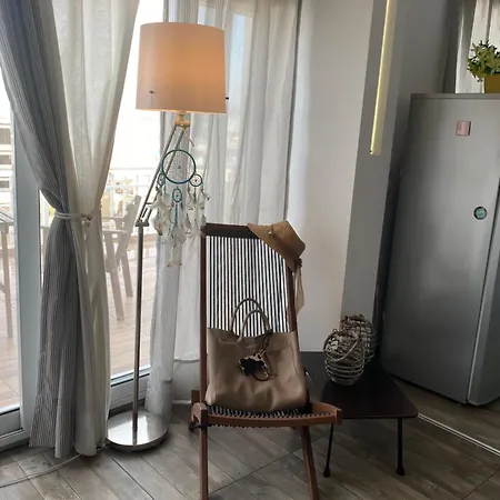 Appartement On The Beach. Walking Distance From Amenities