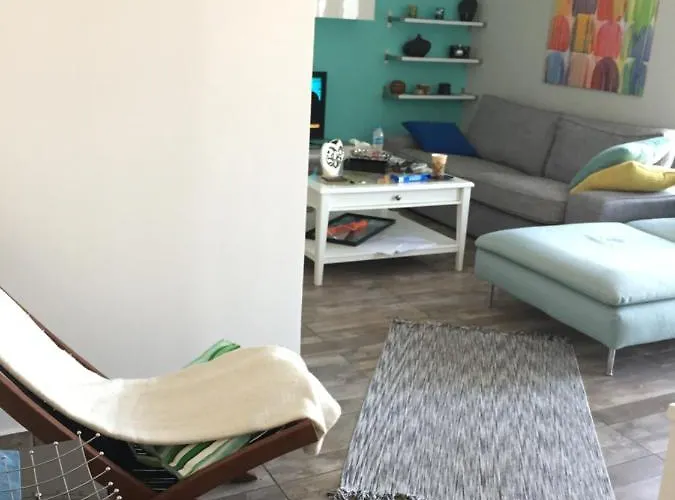 Apartamento On The Beach. Walking Distance From Amenities